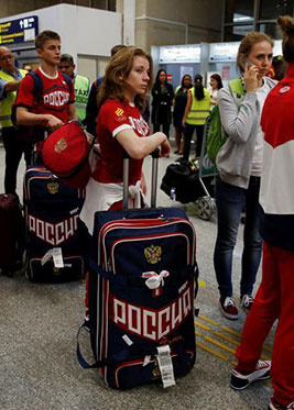 俄奥运代表团抵达里约机场