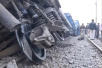 印度近年最严重列车事故致120死 或因铁轨受损