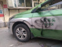 郑州的哥举报黑车疑遭报复　出租车凌晨被喷漆“小心”